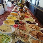 палас марина диневи Свети Влас