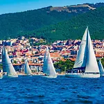 Palace Marina Dinevi