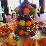 Отель Palace Marina Dinevi 5*