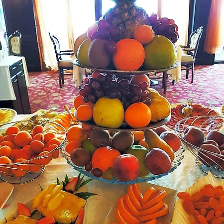 Palace Marina Dinevi Отель 5*