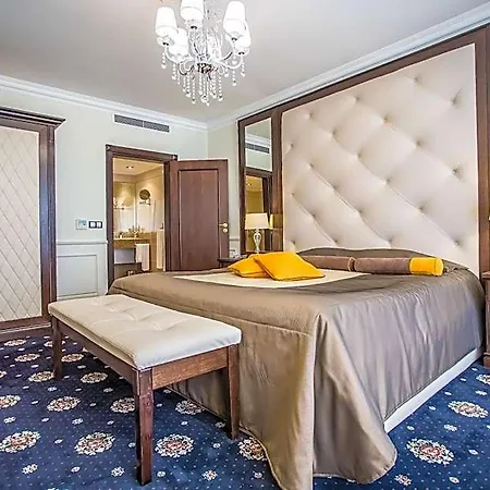 Palace Marina Dinevi 5*