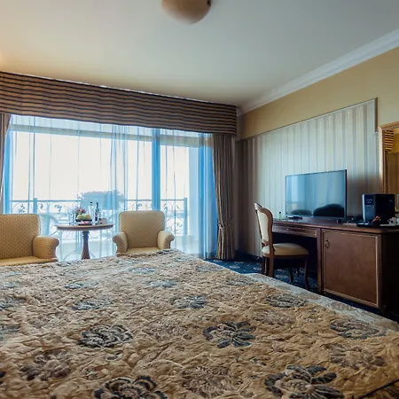 Palace Marina Dinevi 5*