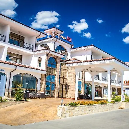 Palace Marina Dinevi سفيتي فلاس