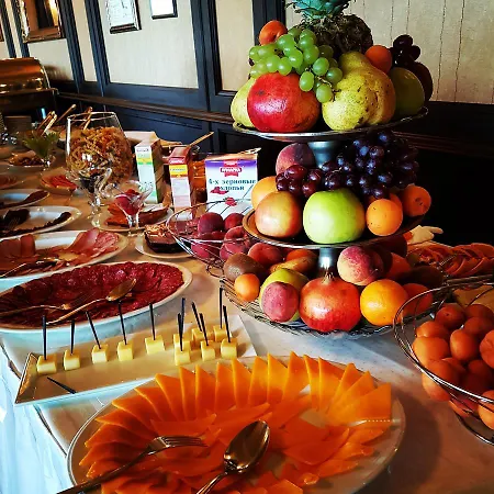 палас марина диневи Хотел Свети Влас